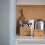 Location With Garden & Equipped Kitchen *